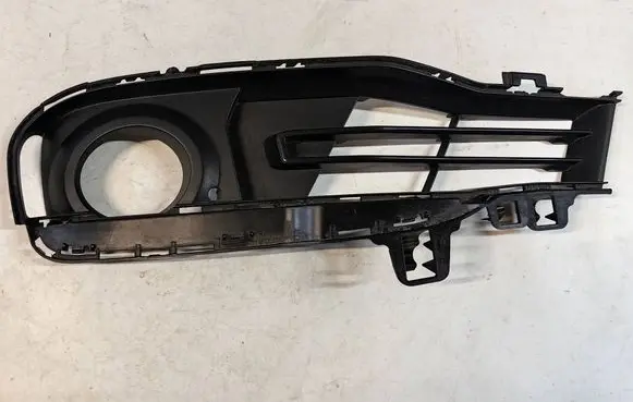 BMW 3 F30 F35 F31 Front bumper lower grill 7396877