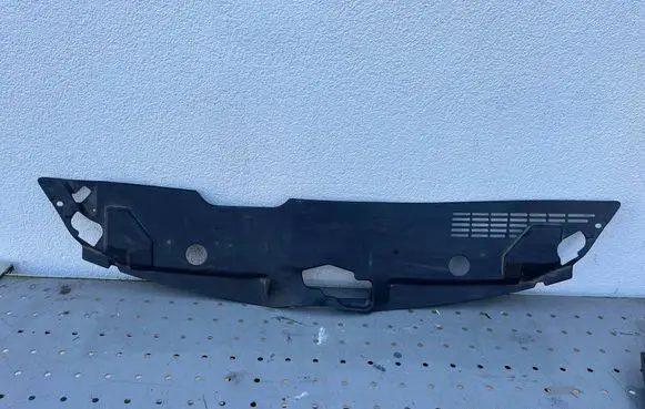 Toyota Corolla Verso AR10 Radiator trim 532890F010