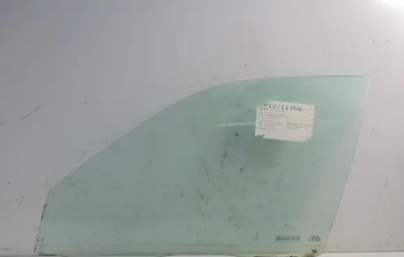 Honda Civic Front door window glass four-door 