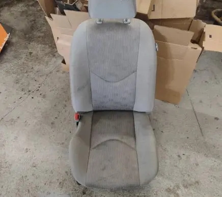 Toyota RAV 4 (XA30) Front driver seat 