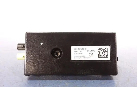 BMW X3 E83 Aerial antenna amplifier 9389613