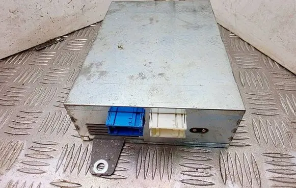 BMW 5 E39 Sound amplifier 6923268