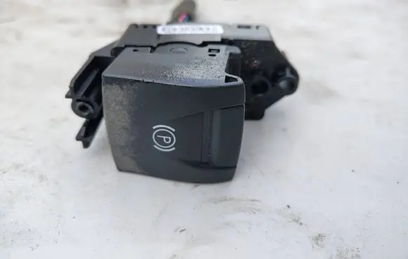 Renault Fluence Hand parking brake switch 363210006R