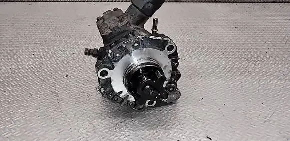 Volvo V50 Fuel injection high pressure pump A2C27100268 9685705080 5WS40380