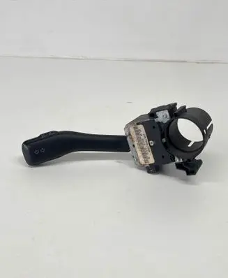 Volkswagen Golf IV Indicator stalk 8L0953513G 280998 8L0953513