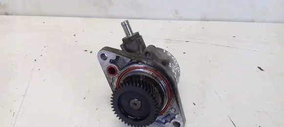 Ford Ranger Vacuum pump X2T55472ZT
