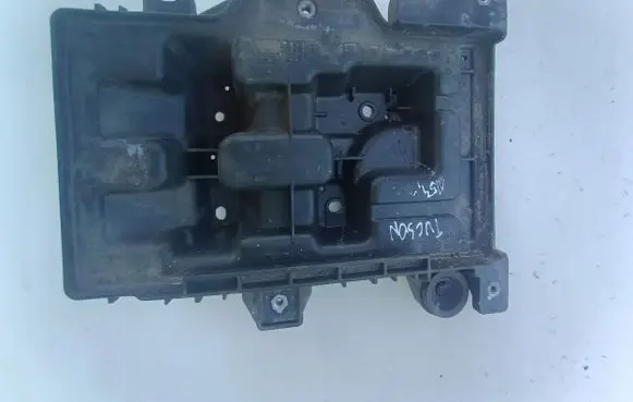 KIA Sportage Battery tray 37150D7000
