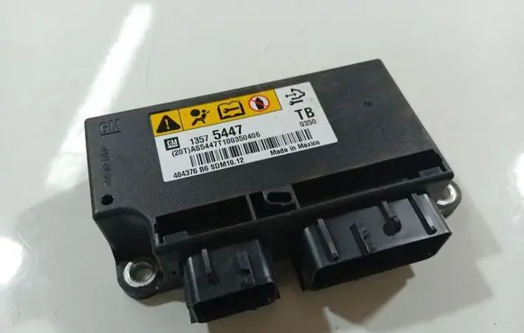 Opel Insignia A Airbag control unit/module 13575447