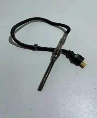 Mercedes-Benz GLC X253 C253 Exhaust gas temperature sensor A0009051505