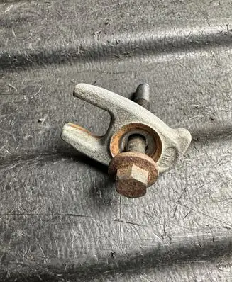 Mercedes-Benz Citan W415 Fuel Injector clamp holder 020203