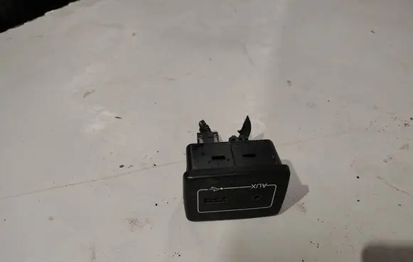 Fiat Doblo AUX in-socket connector 