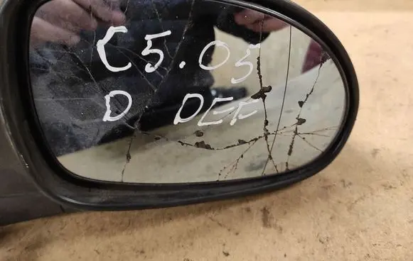 Citroen C5 Front door electric wing mirror 12283060 019013
