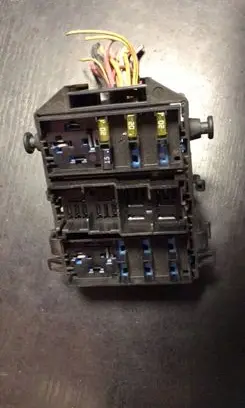 Renault Laguna II Fuse module 8200003634