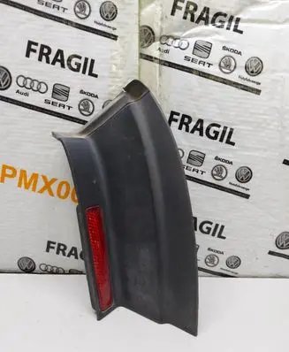 Volkswagen PASSAT B6 Rear/tail light trim molding 3C9945312