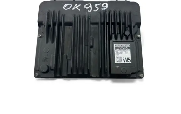 Toyota Corolla E160 E170 Engine control unit/module ECU 896610ZW50