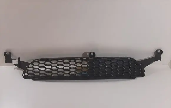 Toyota Aygo AB10 Front bumper lower grill 531120H040