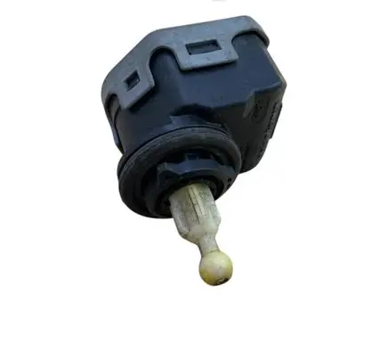 Skoda Fabia Mk1 (6Y) Headlight level adjustment motor 6Y0941295
