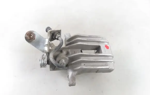 Skoda Octavia Mk2 (1Z) Rear brake caliper 