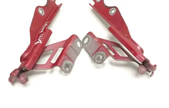 Mazda 6 Engine bonnet/hood hinges 