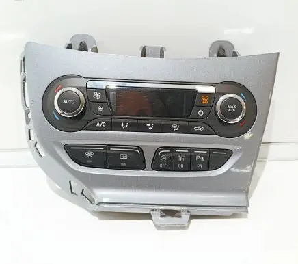Ford Focus Climate control unit BM5T18C612CJ WI8A15722
