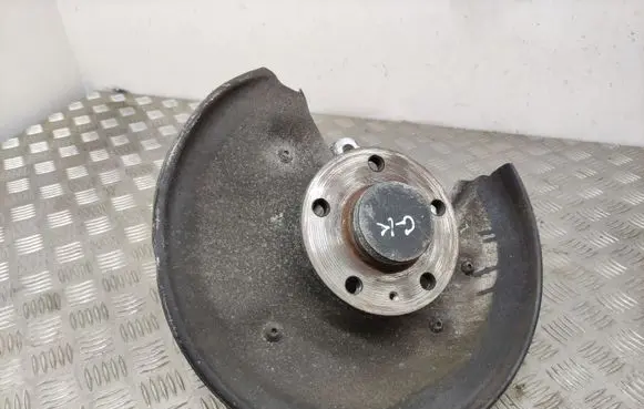 Audi A6 C7 Rear wheel hub 8K0505435
