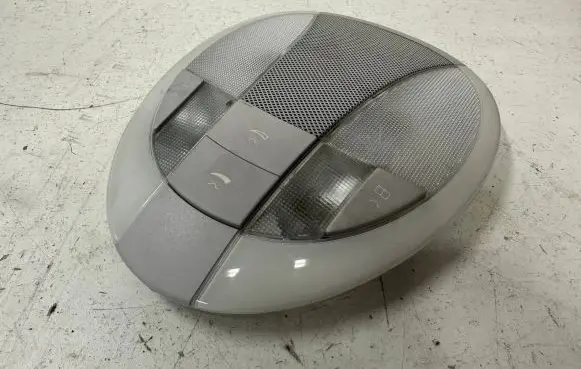 Mercedes-Benz E W211 Rear seat light A2118207501 0012354368 2JM00825743