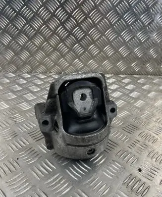 Audi Q5 SQ5 Engine mount bracket 8R0199381