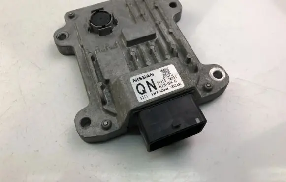 Nissan Micra Gearbox control unit/module 310F67W90A