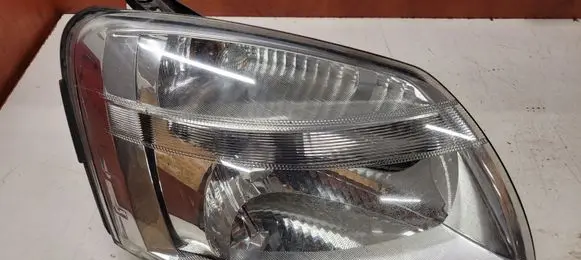 Peugeot Partner Headlight/headlamp