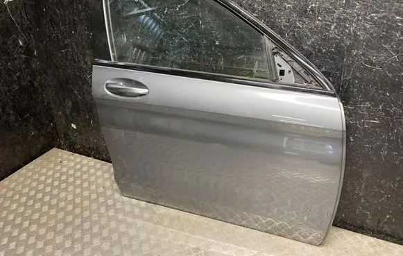 Mercedes-Benz GLC X253 C253 Front door 