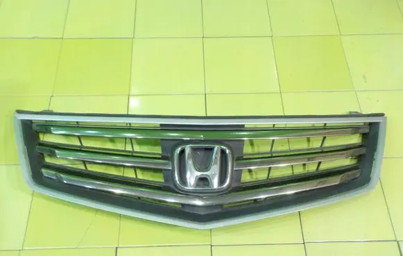 Honda Accord Front bumper upper radiator grill XP220