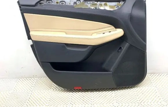 Mercedes-Benz GLE (W166 - C292) Front door card panel trim 