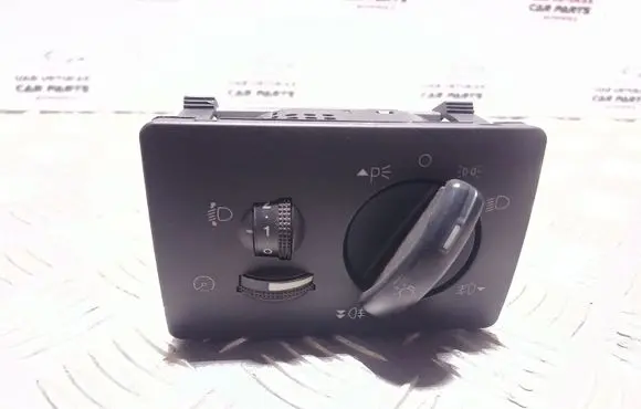 Ford Kuga I Light switch 7M5T13A024BA