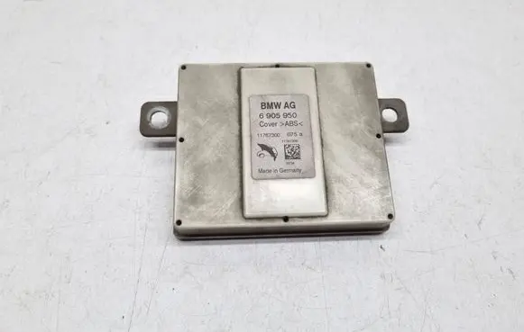 BMW X5 E53 Aerial antenna amplifier 6905950