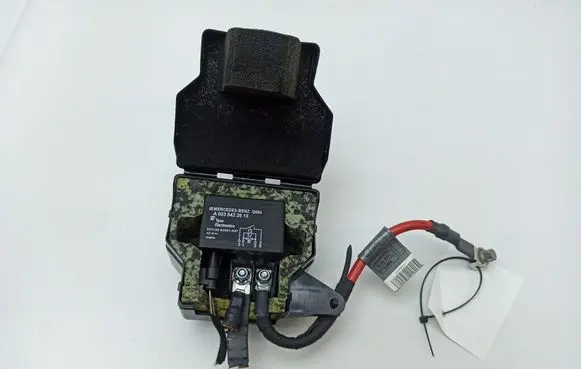 Mercedes-Benz E W212 Other relay A0035422619 A2045409813