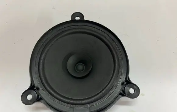 Mazda 3 III Rear door speaker BHP166960