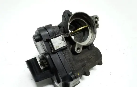 Opel Astra H Throttle body valve 55199974 48CPD1