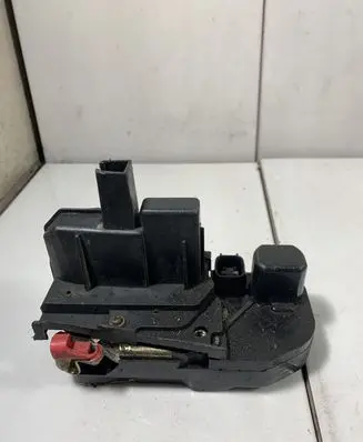 Jeep Grand Cherokee (WJ) Front door lock