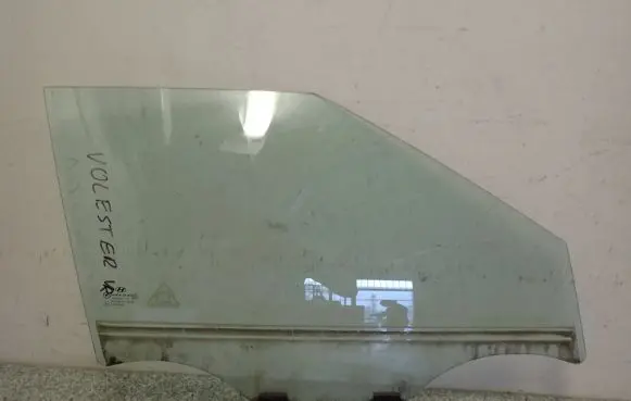 Hyundai Veloster Sliding door window/glass 