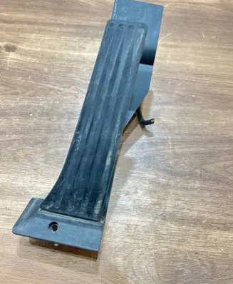 BMW 3 E90 E91 Accelerator throttle pedal 6766931