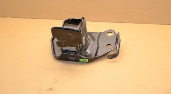 Toyota RAV 4 (XA40) Gearbox mount 1237236070 11451