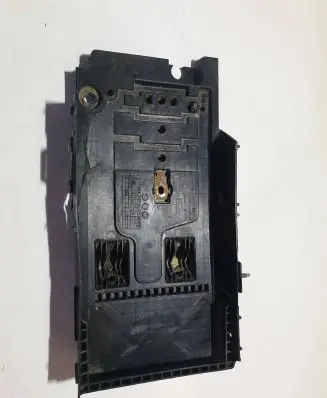Battery tray