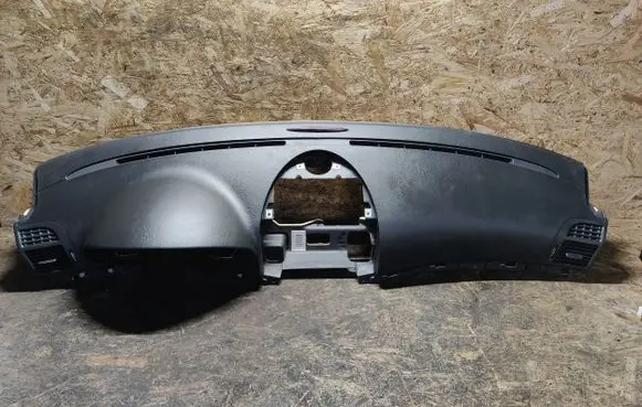 Mercedes-Benz E W211 Dashboard W211LL A2116800687