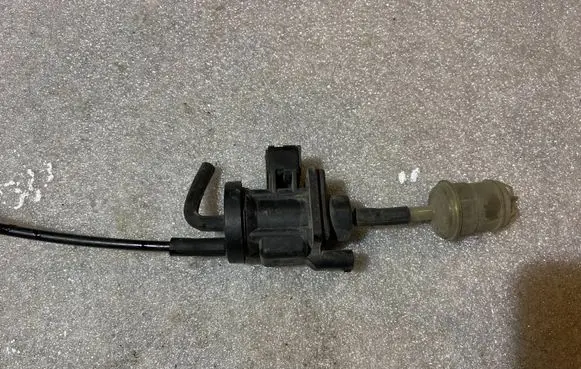 Mercedes-Benz A W168 Turbo solenoid valve a0005450427 0005450427
