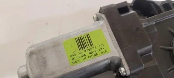 Volvo V50 Front door window regulator motor 31295170AA