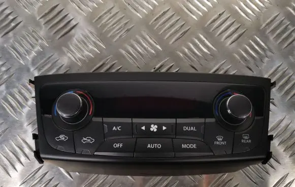 Suzuki SX4 S-Cross Climate control unit 3951061M10