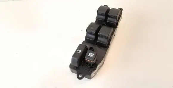 Toyota Corolla Verso AR10 Electric window control switch 843200F010 848200F010