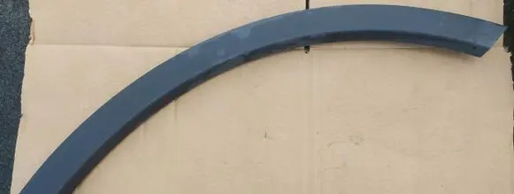 Audi Q7 4M Front arch trim 