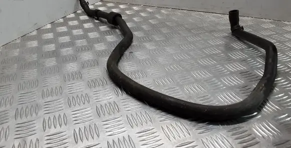 Volkswagen Touareg I Engine coolant pipe/hose