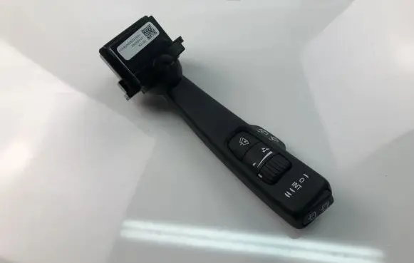 Volvo V60 Indicator stalk 31456042